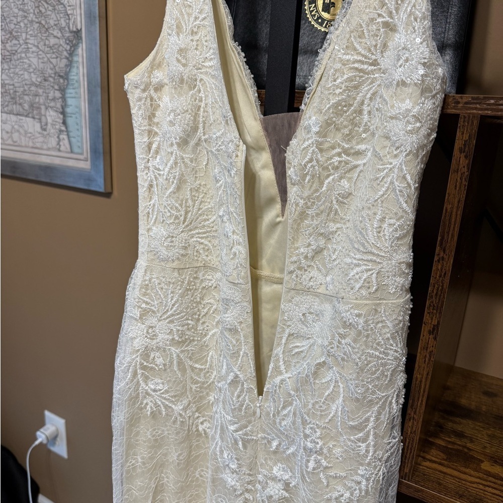 NovaLuxe White Long V Neck Sleeveless gown - Picture 7 of 12